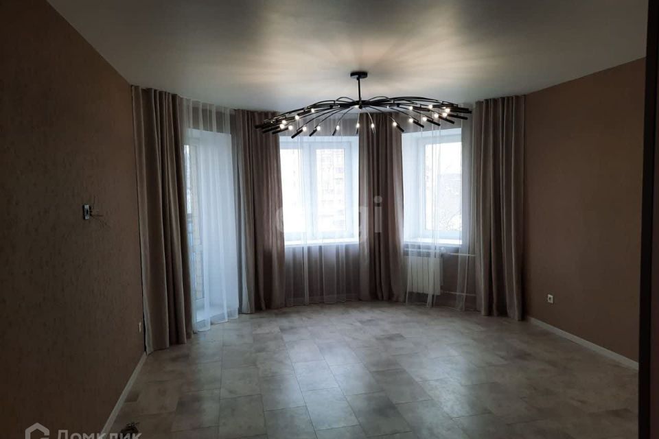 Продаётся 2-комнатная квартира, 75.5 м²
