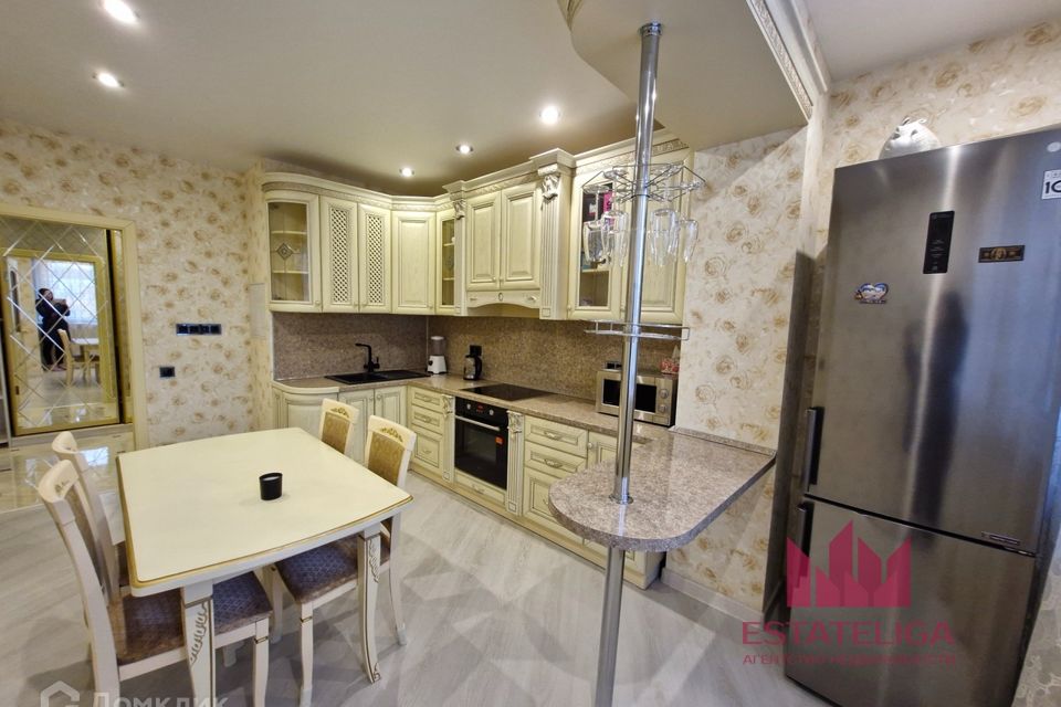 Сдаётся 2-комнатная квартира, 62.7 м²