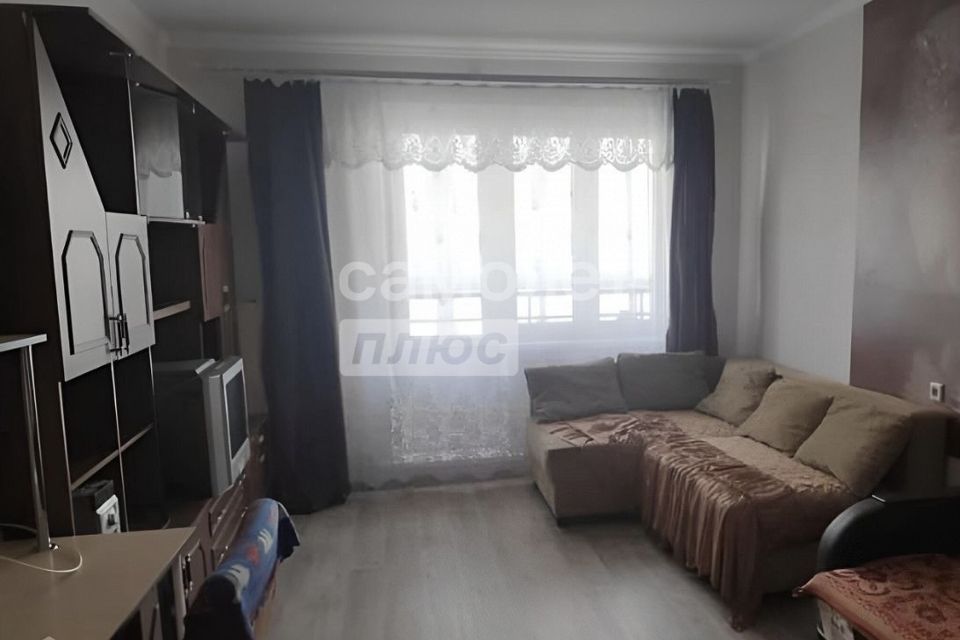 Сдаётся 1-комнатная квартира, 42 м²