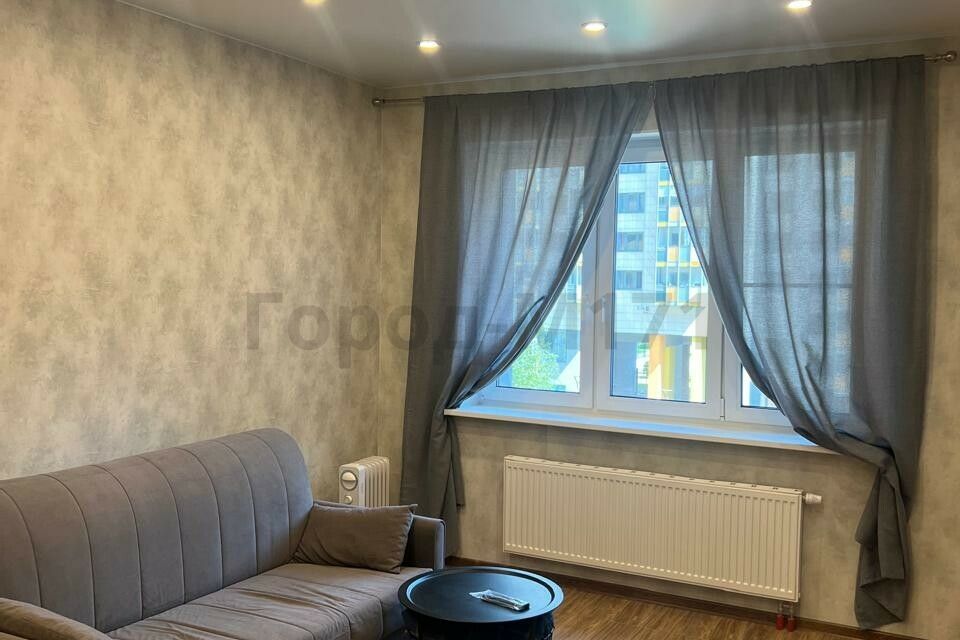 Продаётся 1-комнатная квартира, 37.1 м²