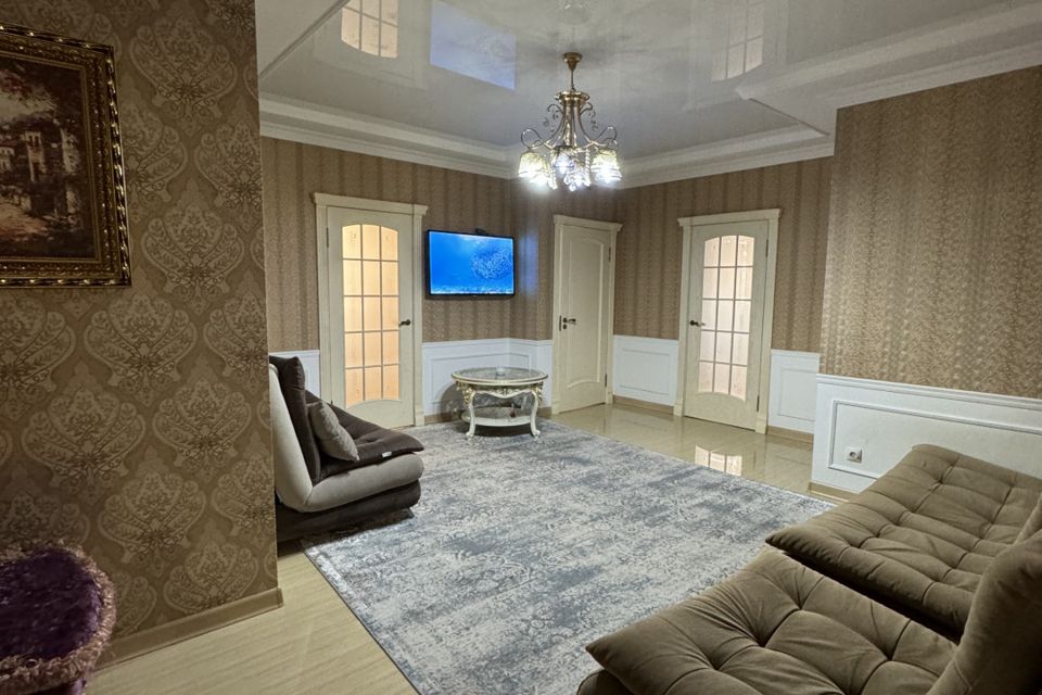 Продаётся 3-комнатная квартира, 65 м²