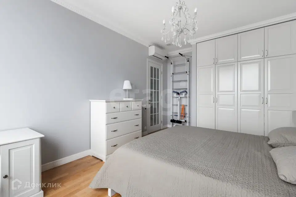 Продаётся 3-комнатная квартира, 99 м²