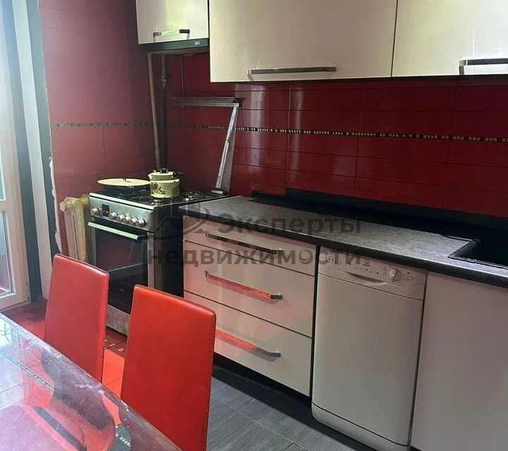 Продаётся 3-комнатная квартира, 64.5 м²