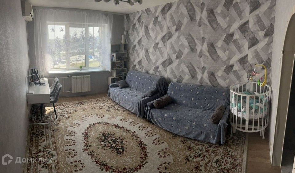 Продаётся 1-комнатная квартира, 37.9 м²