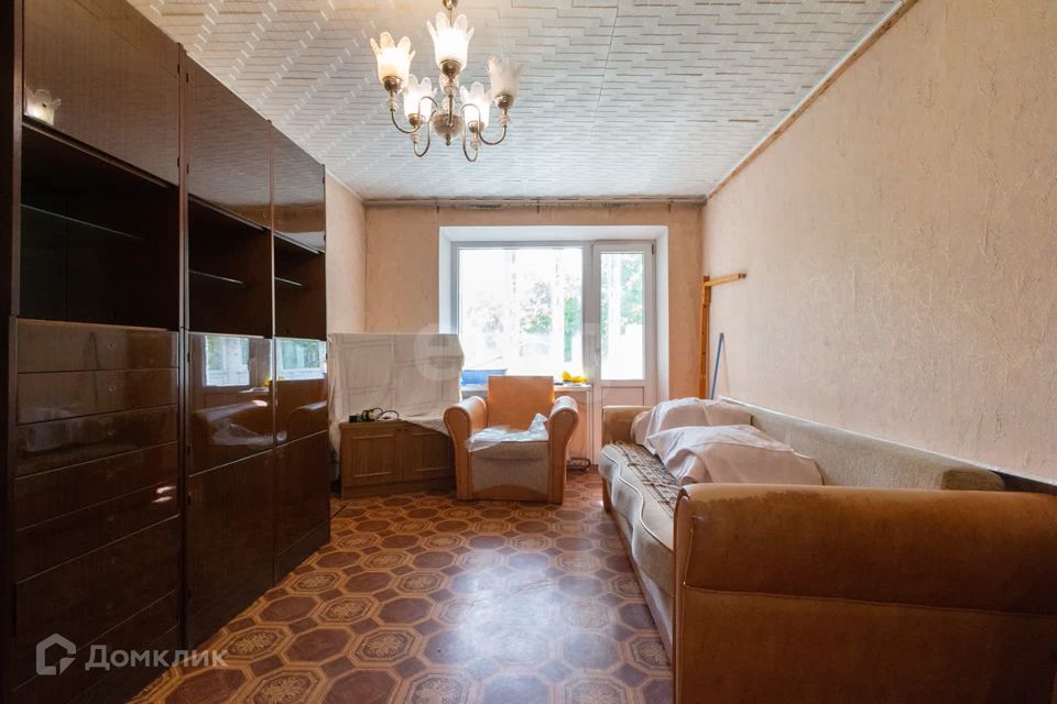 Продаётся 3-комнатная квартира, 63.8 м²