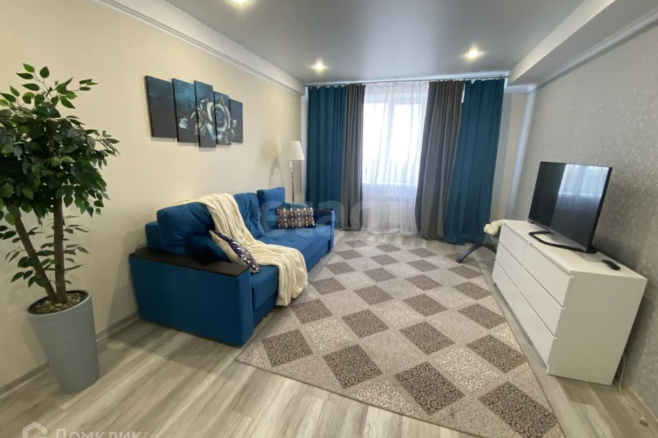 Продаётся 1-комнатная квартира, 40.4 м²