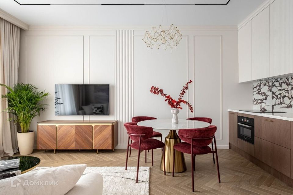 Продаётся 3-комнатная квартира, 105.3 м²