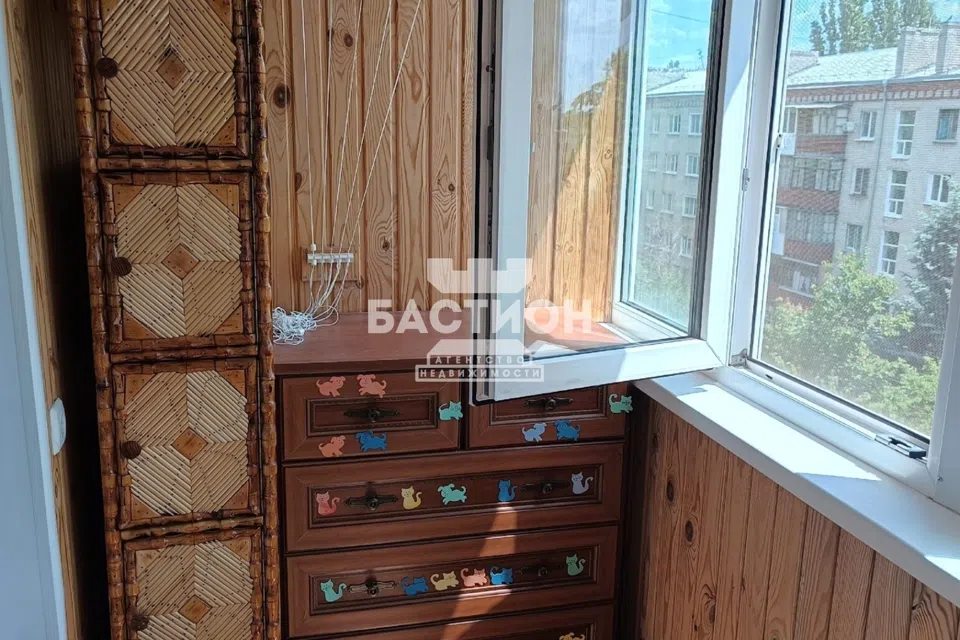 Продаётся 3-комнатная квартира, 60 м²