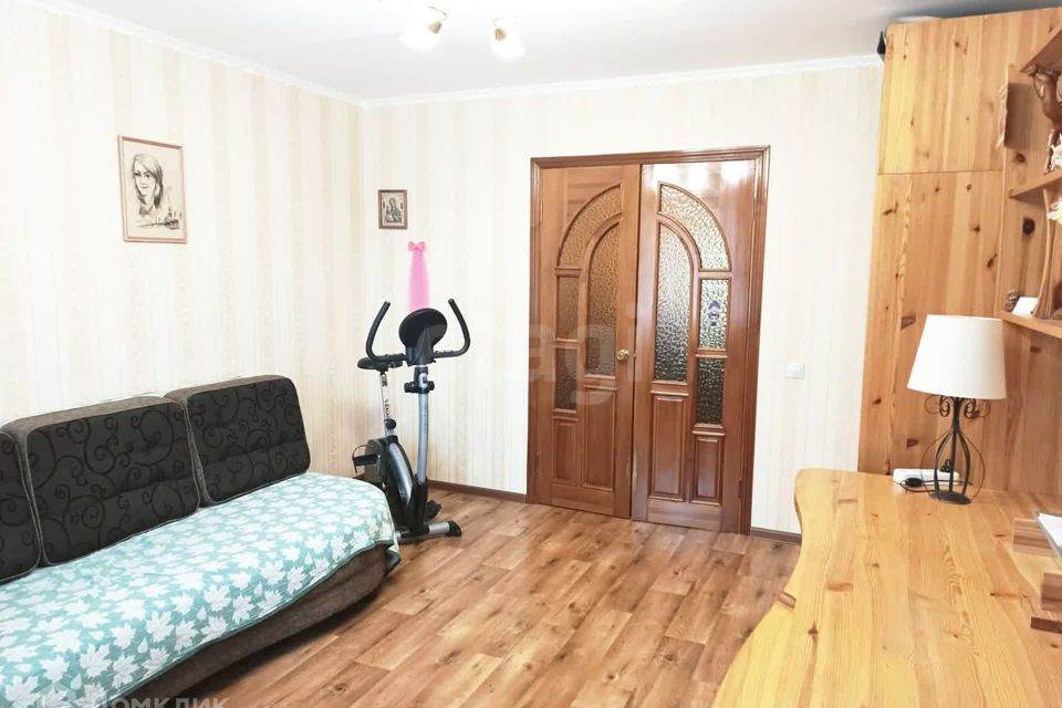 Продаётся 4-комнатная квартира, 76.7 м²