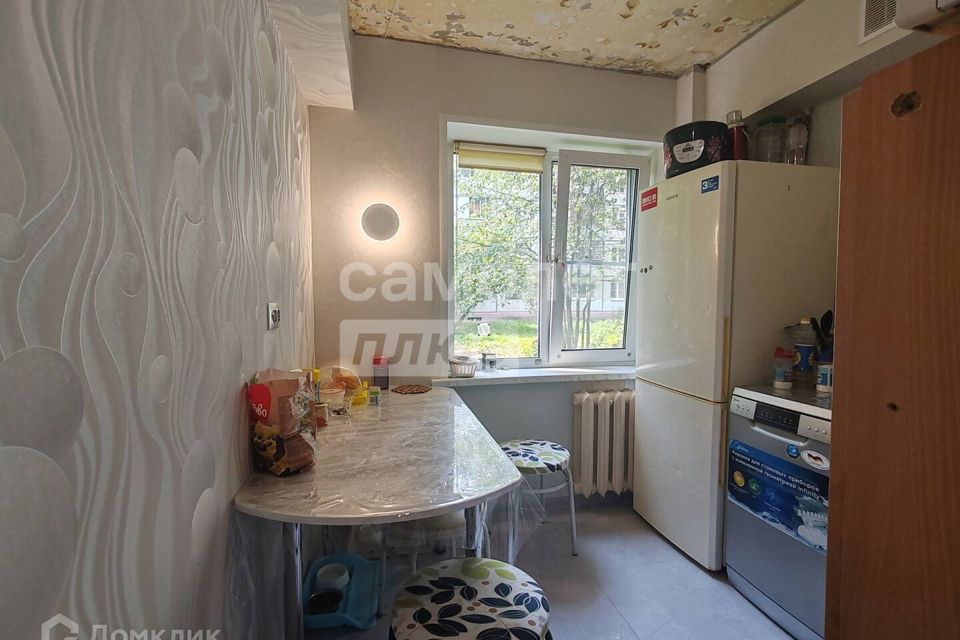 Продаётся 3-комнатная квартира, 55.5 м²