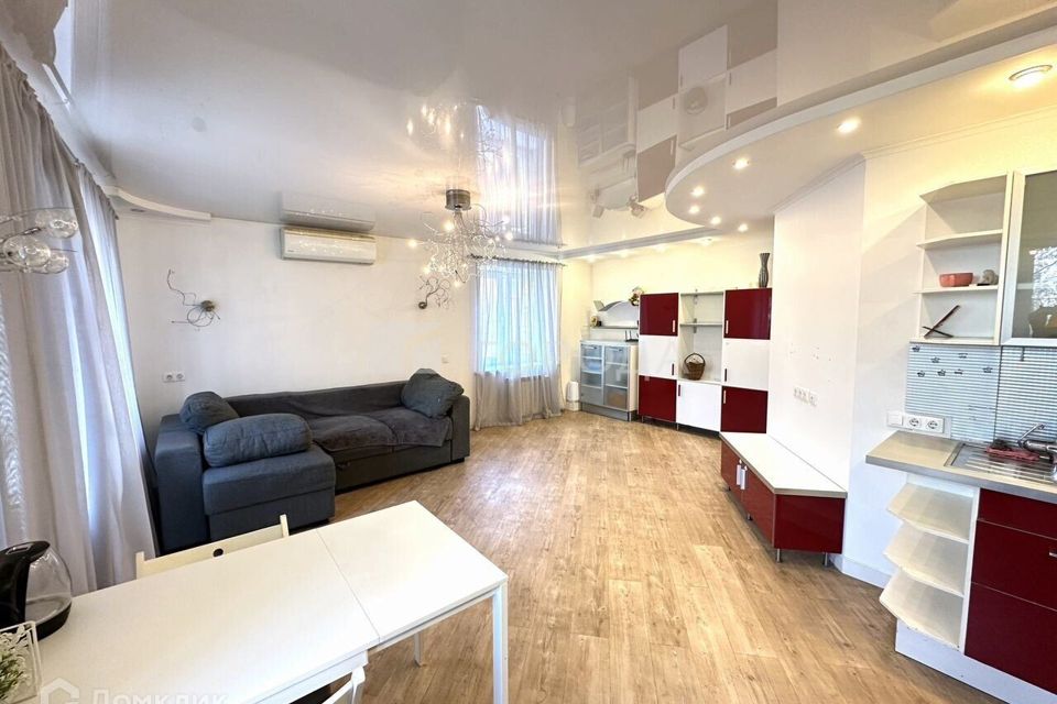 Сдаётся 1-комнатная квартира, 65 м²