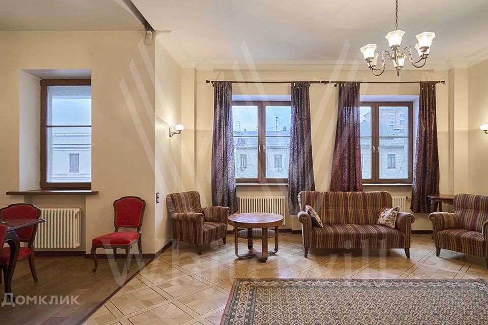 Продаётся 4-комнатная квартира, 108.6 м²