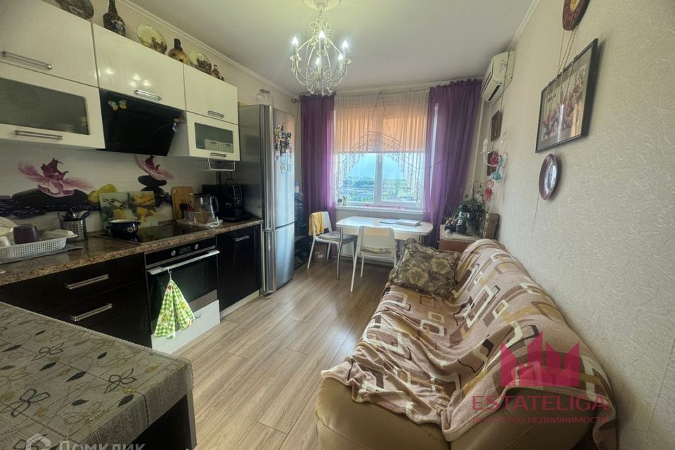 Продаётся 1-комнатная квартира, 44 м²