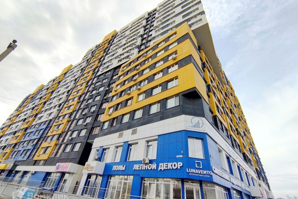 Продаётся 3-комнатная квартира, 114.3 м²