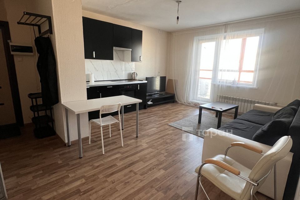 Сдаётся 2-комнатная квартира, 56 м²