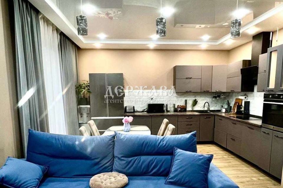 Продаётся 3-комнатная квартира, 73.3 м²