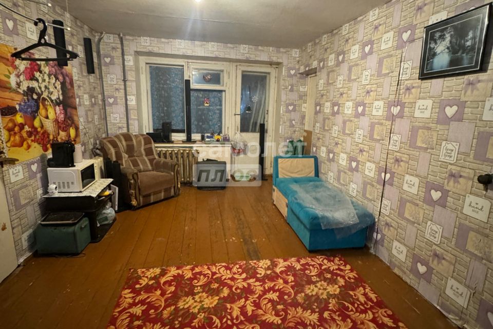 Продаётся комната в 4-комн. квартире, 11.8 м²