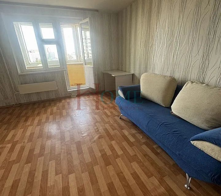 Сдаётся 2-комнатная квартира, 76 м²