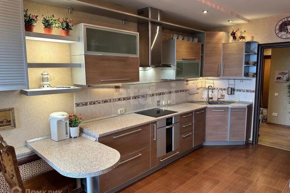Сдаётся 3-комнатная квартира, 116.55 м²