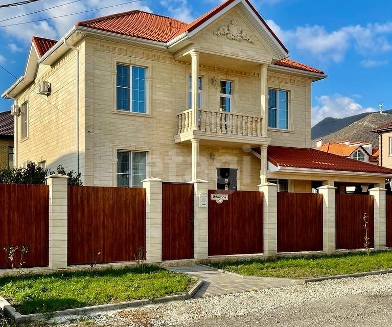 Купить Дом С Земельным Участком В Геленджике