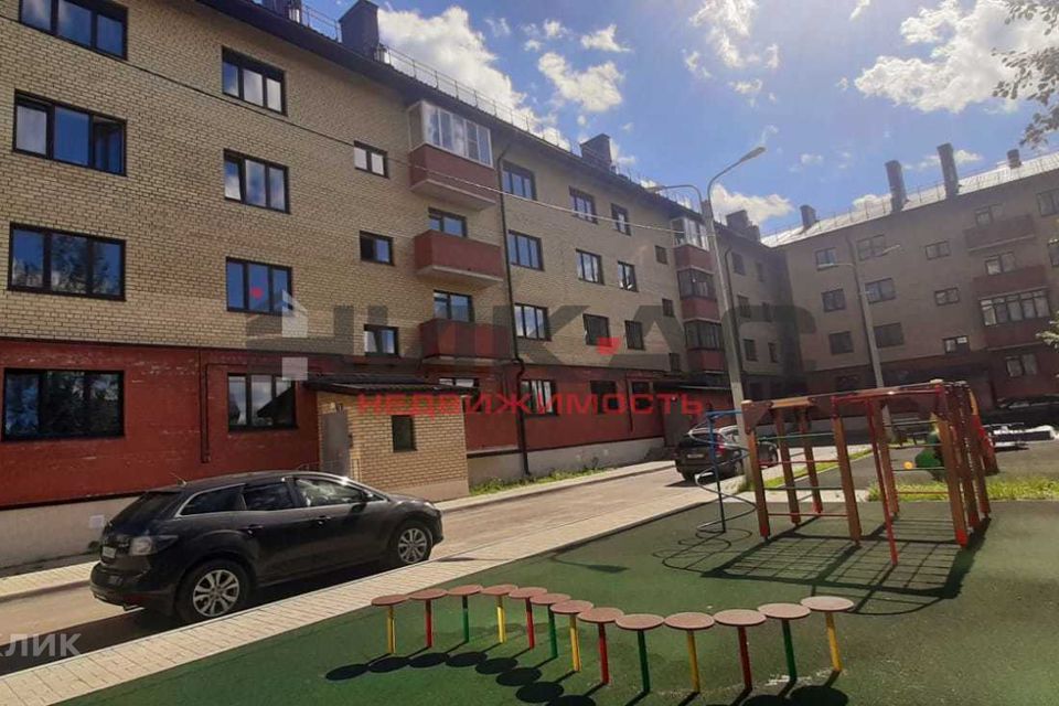 Продаётся 2-комнатная квартира, 65.8 м²
