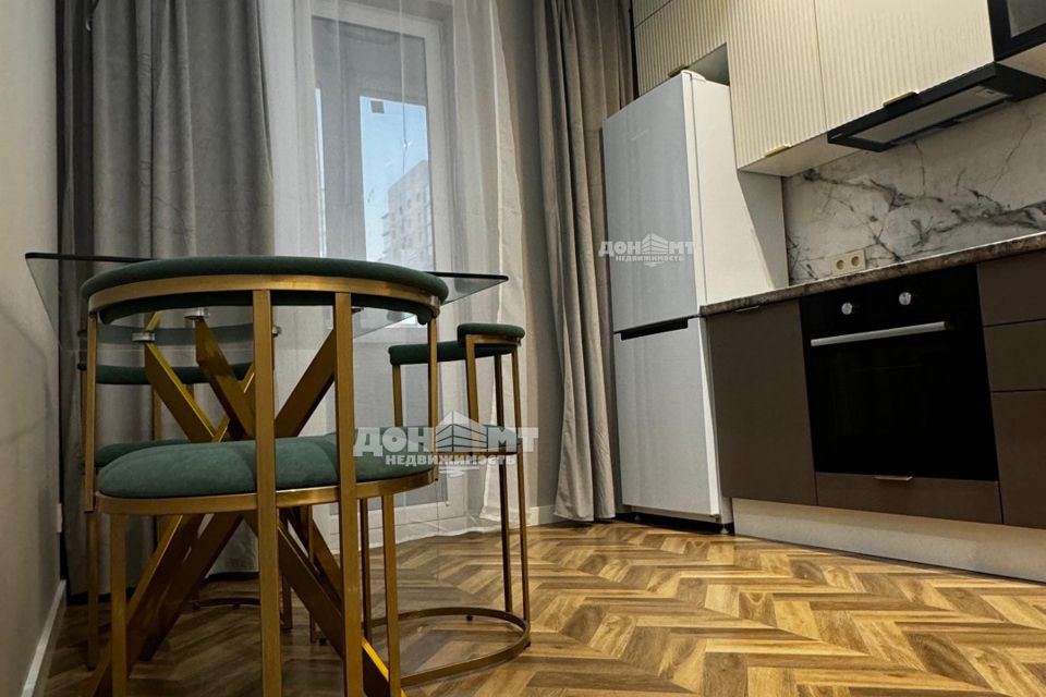 Продаётся 1-комнатная квартира, 37 м²