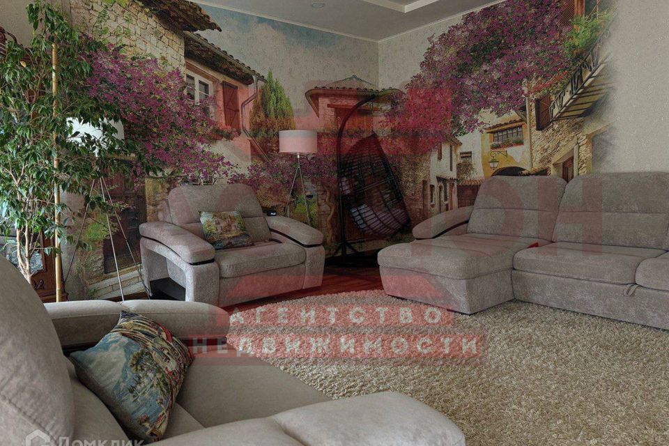 Продаётся 2-этажный дом, 220 м²