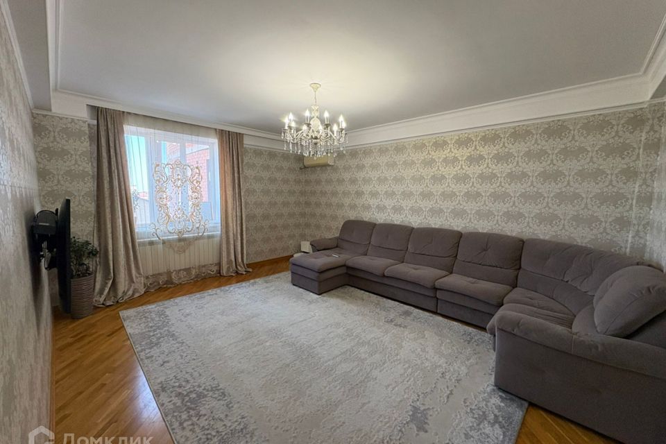 Продаётся 3-комнатная квартира, 93.5 м²