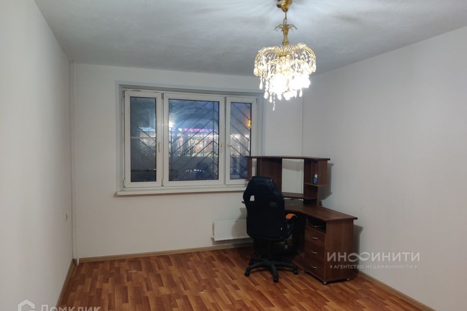 Продаётся 1-комнатная квартира, 38 м²