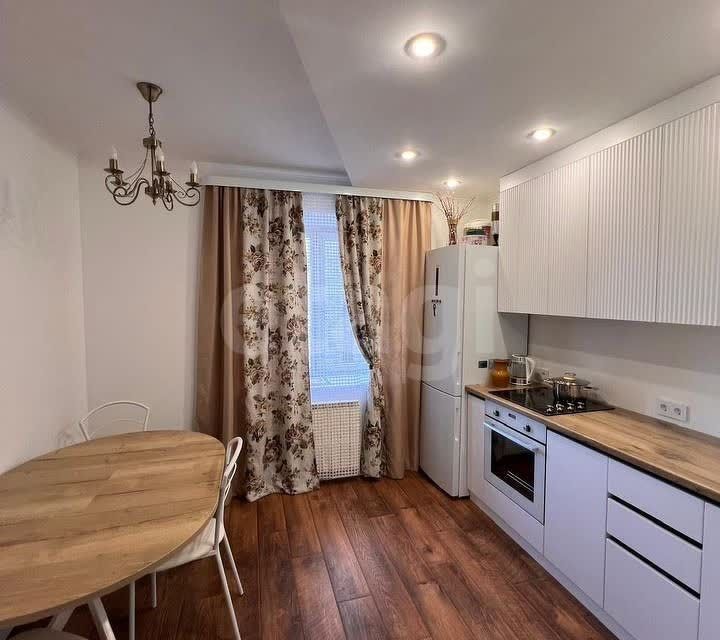 Продаётся 3-комнатная квартира, 94.7 м²