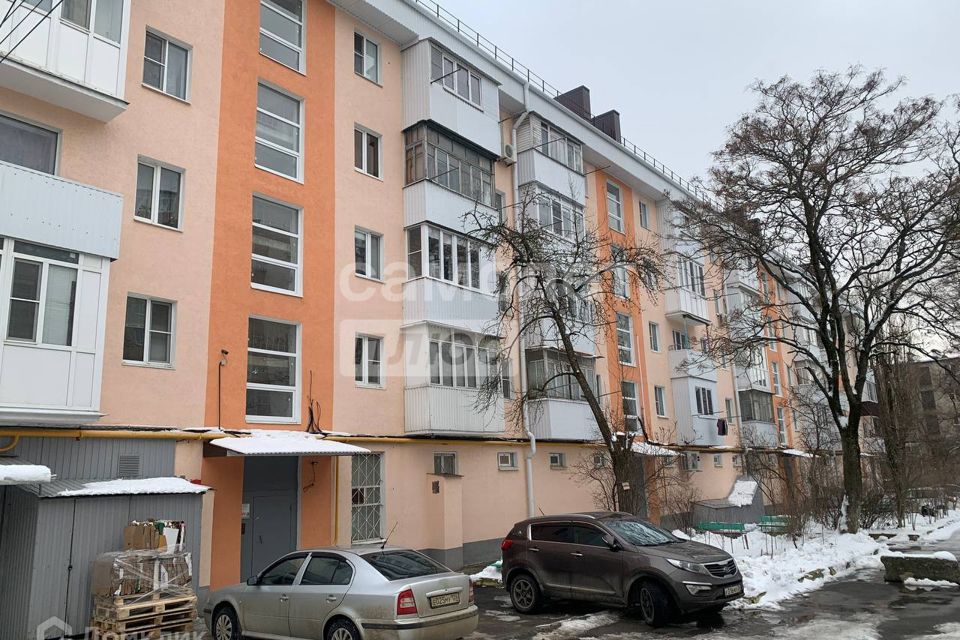 Продаётся 3-комнатная квартира, 55.7 м²