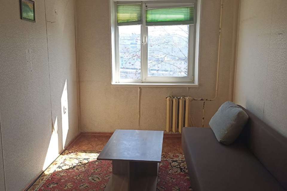 Сдаётся 4-комнатная квартира, 61 м²