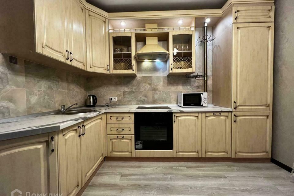 Продаётся 1-комнатная квартира, 41 м²