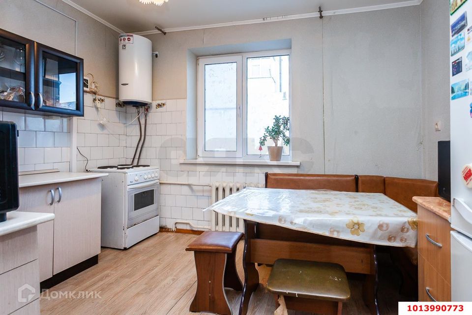 Продаётся 2-комнатная квартира, 49.2 м²