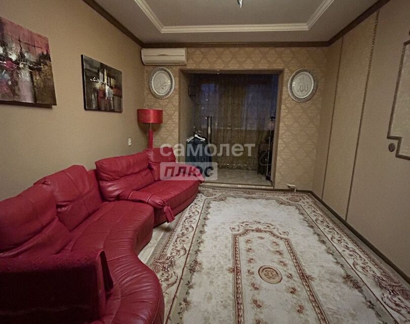 Продаётся 3-комнатная квартира, 74 м²