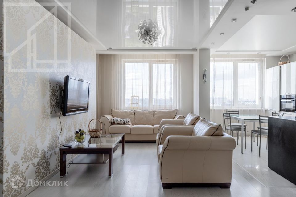 Сдаётся 3-комнатная квартира, 87 м²