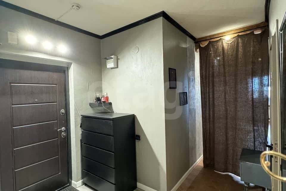 Продаётся 1-комнатная квартира, 52.6 м²