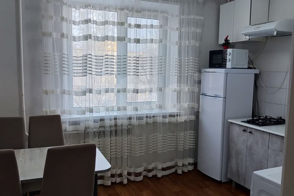 Продаётся 1-комнатная квартира, 38 м²