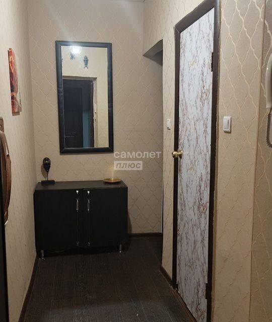 Сдаётся 2-комнатная квартира, 65 м²