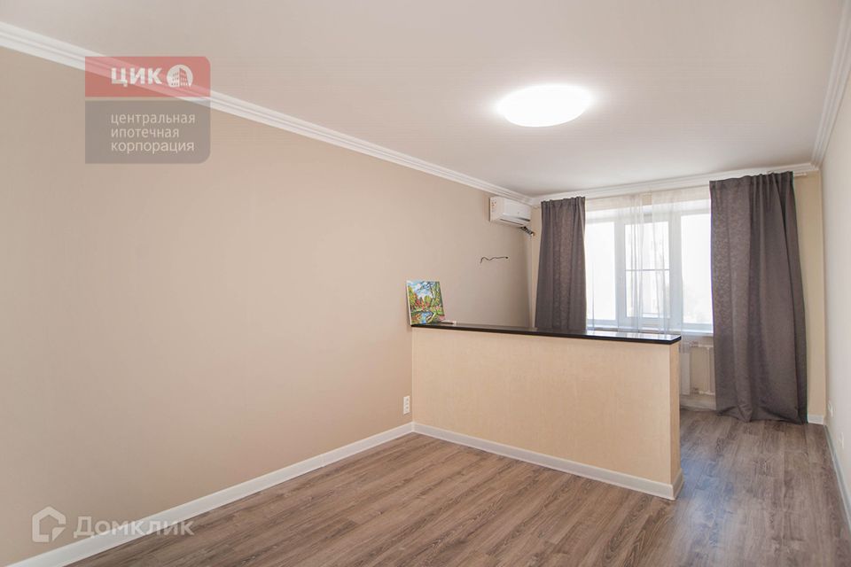 Продаётся 1-комнатная квартира, 43 м²