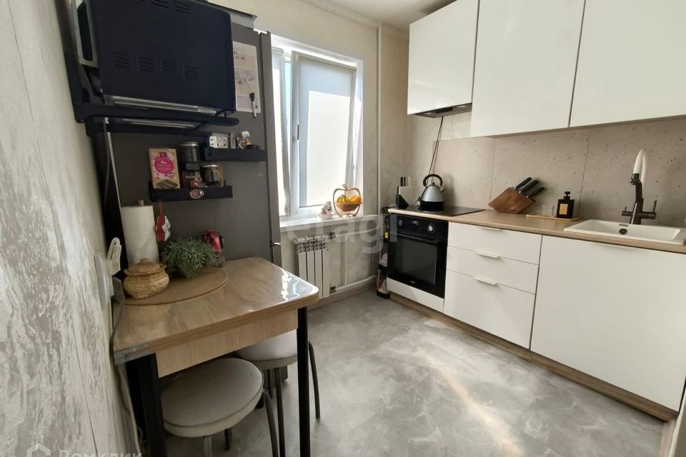 Продаётся 3-комнатная квартира, 61.9 м²