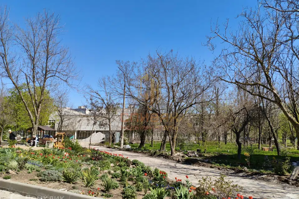 Продаётся 3-комнатная квартира, 58.4 м²