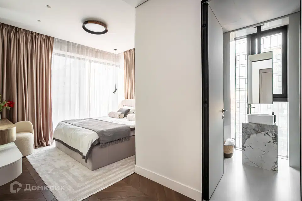 Продаётся 4-комнатная квартира, 112 м²