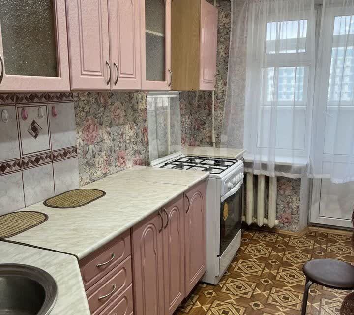 Продаётся 1-комнатная квартира, 37.8 м²