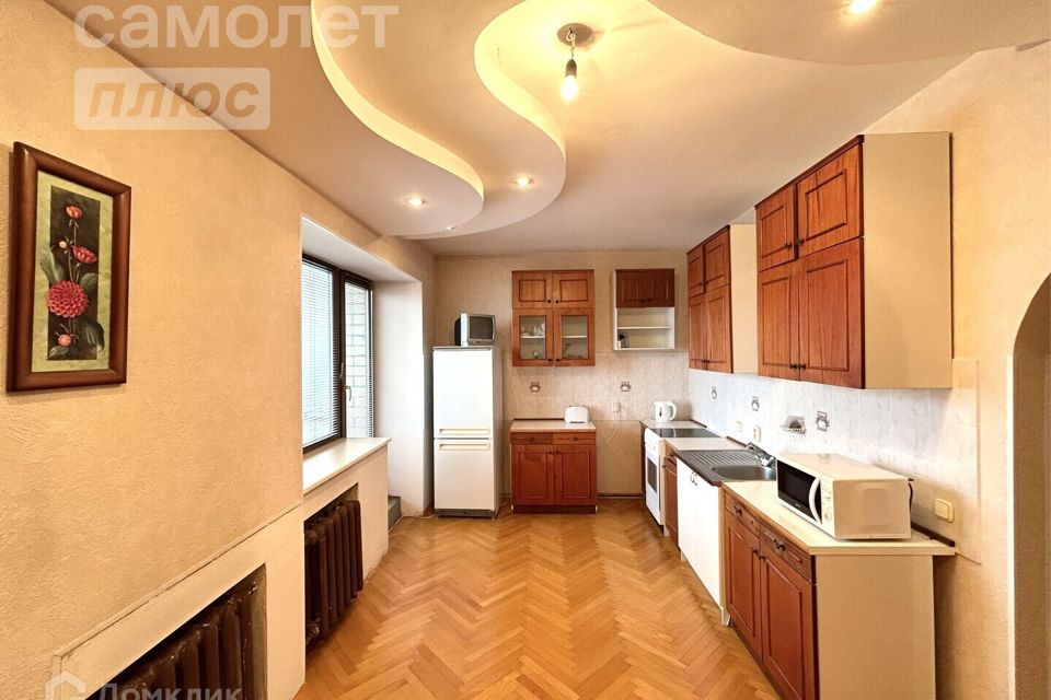 Продаётся 4-комнатная квартира, 114.6 м²