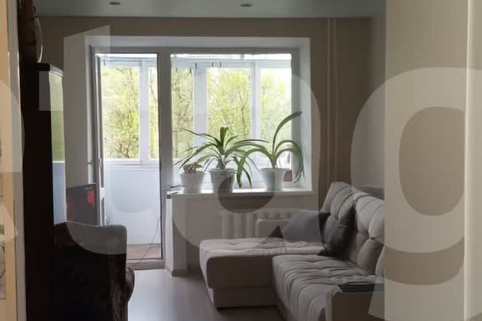 Продаётся 3-комнатная квартира, 52 м²