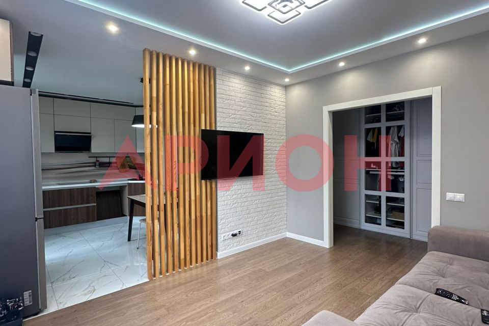 Продаётся 2-комнатная квартира, 75.2 м²