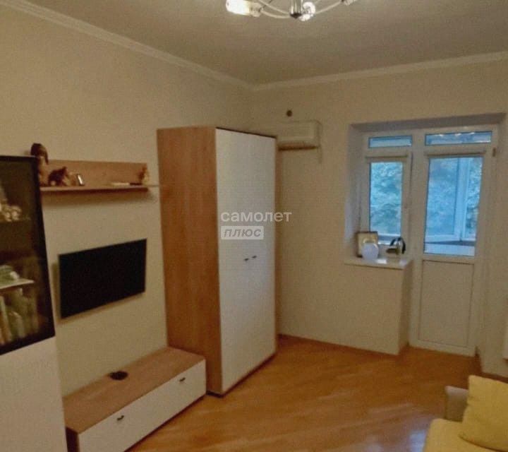 Продаётся 2-комнатная квартира, 53.5 м²