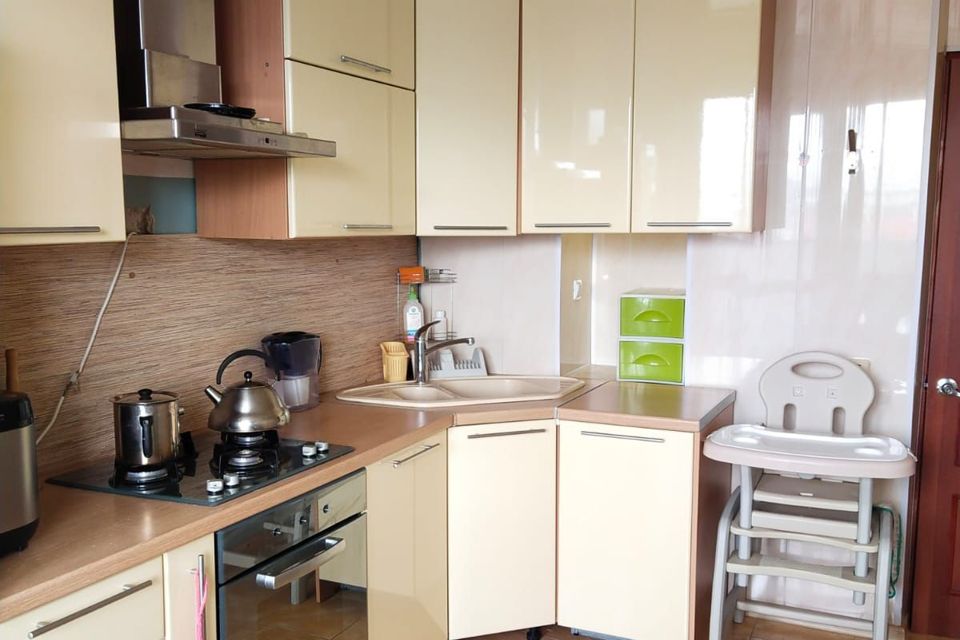Продаётся 3-комнатная квартира, 76.6 м²