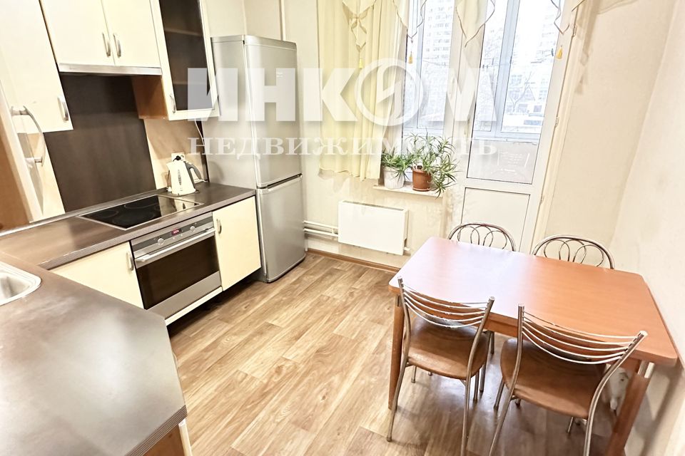 Продаётся 2-комнатная квартира, 37.4 м²